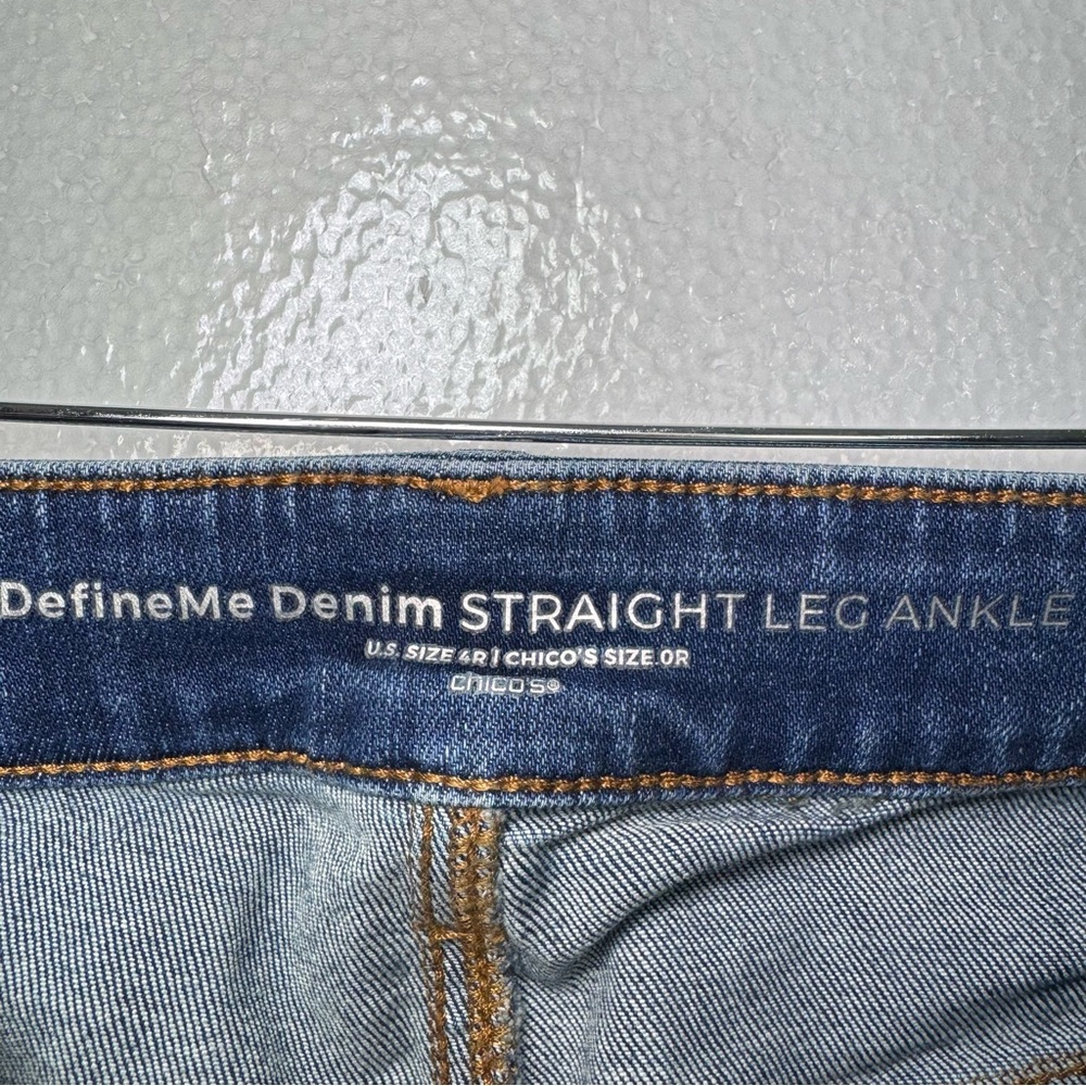Chicos 2pc jeans bundle size 4 girlfriend slim leg ankle / straight leg ankle - Picture 12 of 13
